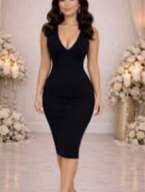 Lola Boutique Black Low Cut  V-Neck Plunge Bandage Bodycon Dress - Size Small